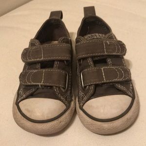 Converse Toddler Gray Velcro 2 strap sneakers